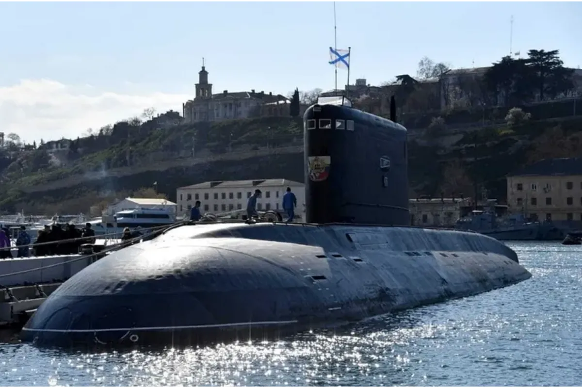В Черном море находятся 5 подводных лодок рф, из них 4 – в состоянии боевой готовности