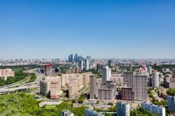 ​«Низкая арендная ставка в историческом здании - это нормально, это в принципе всех и стимулирует», - рассказывает Егор Левченко