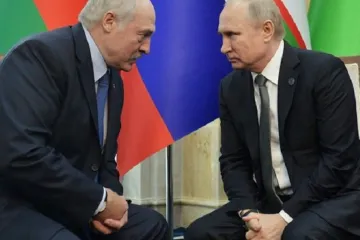 ​  			Сохранить власть: Лукашенко может использовать азербайджанско-казахский сценарий		
