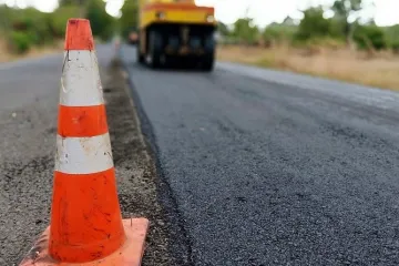 ​  			Мэр и подрядчик наворовали два миллиона гривен на ремонте дорог в Черкасской области		