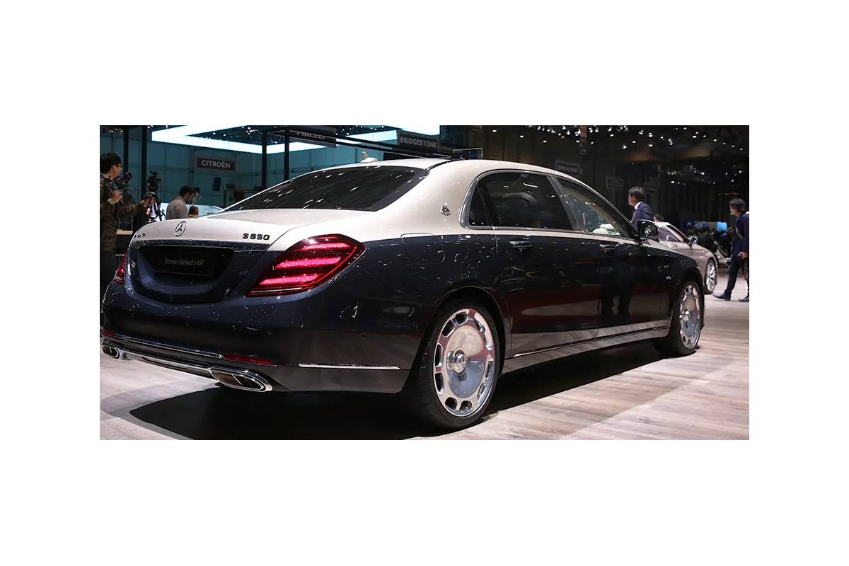   			Mercedes-Benz показал новый Maybach		