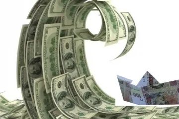 ​  			Бывший премьер Гончарук пророчит доллар по 40 гривен в случае объявления дефолта		