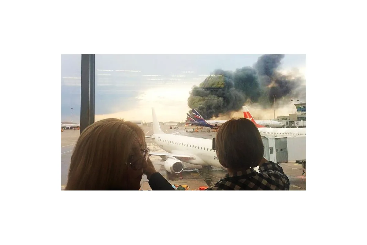   			При посадке пылающего самолета в аэропорту Шереметьево погиб 41 человек. Хроника событий		