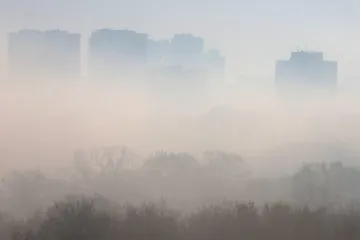 ​  			Можно видеть, чем мы дышим. В Киеве воздух грязнее, чем в Пекине		