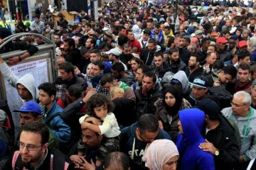 ​  			Турция сообщила о переходе в Европу более 100 тысяч мигрантов через открытые границы		
