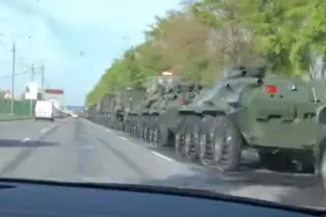 ​  			В сусідній з Україною області Росії виявили величезну колону військової техніки		