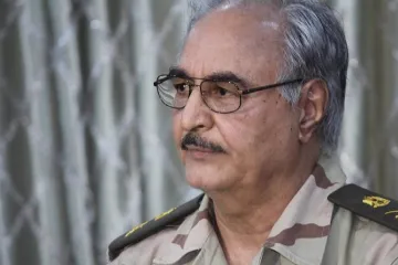 ​  			Лівійська армія фельдмаршала Хафтара захопила аеропорт біля Тріполі		