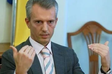 ​  			Богдан визнав, що влада консультується у Хорошковського		