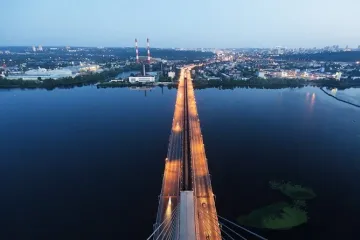 ​  			Південний міст відкрито для руху, але можливі затори – Київавтодор		