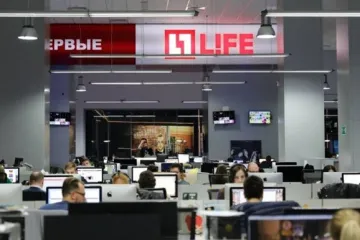 ​  			СМИ: В России закрывают телеканал Life		