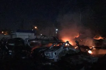 ​  			В Одессе на штрафплощадке сгорело 20 автомобилей		