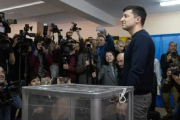 ​  			Западные СМИ об украинских выборах: Первая реакция		