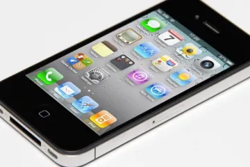 ​  			Старые iPhone в ноябре могут превратиться в &#8220;кирпич&#8221;. Почему Apple отключает старые модели от интернета и что с этим делать		