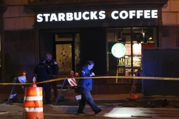 ​  			В США неизвестный устроил стрельбу в кафе, есть жертвы		