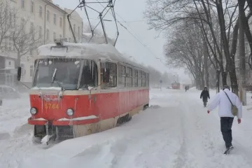 ​  			Синоптики ждут снегопада в Украине в последние часы перед Новым годом		