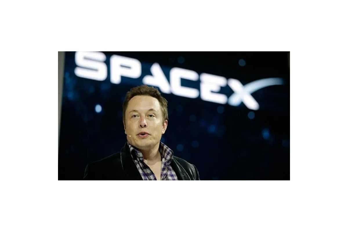   			Экс-сотрудник SpaceX: за созданием биткоина стоит Илон Маск		