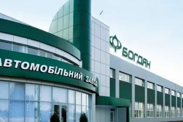 ​  			Замгенпрокурора оспаривает реструктуризацию кредита компании Порошенко в «Укрэксимбанке»		