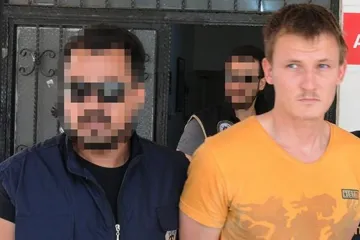 ​  			В Турции задержан россиянин, который хотел сбить самолет США		