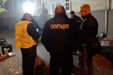 ​  			Взрыв у лестницы Пророка. Что произошло в центре Киева, где вчера погиб &#8220;Сенсей&#8221; из батальона &#8220;Донбасс&#8221;		
