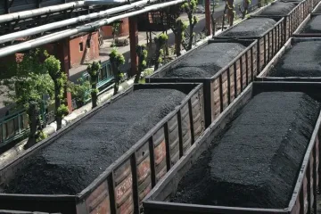 ​  			В Украину завозят уголь из «ДНР» под видом поставок из Казахстана		