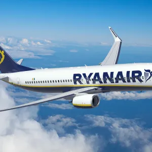 ​Самолёт Ryanair совершил экстренную посадку из-за сообщения о минировании 