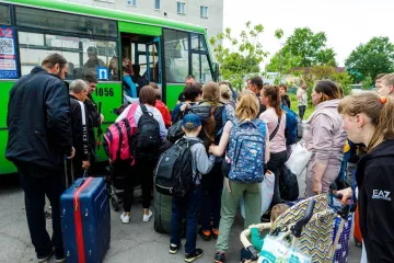 ​Масова евакуація на Харківщині: із тимчасово окупованих територій вивезли 1,5 тис. людей вчора, 30 травня