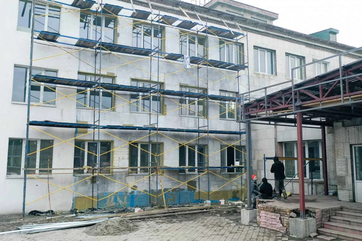 Чиновники Дніпровської міськради привласнили 7 мільйонів на ремонтах шкіл