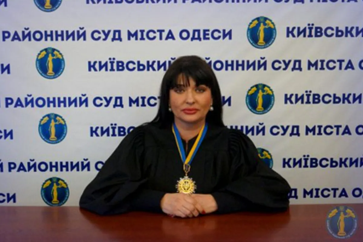 В Одессе судья «забыла» указать источник получения более 4 миллионов на покупку дорогих иномарок