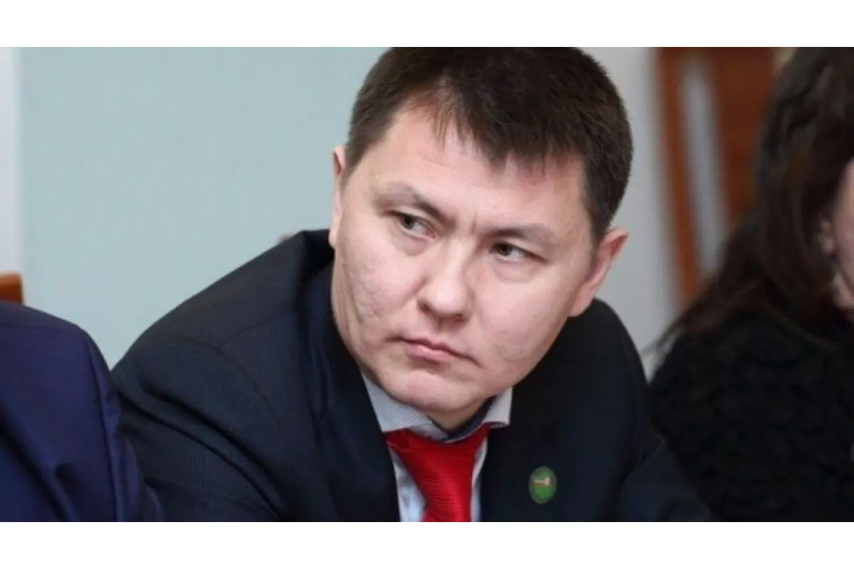 Уголовники продолжают лезть в депутаты или рейдер Миниханов, скрывшийся от правосудия Казахстана – идет в депутаты Омска