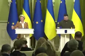 ​Зеленський та Урсула фон дер Ляєн обговорили забезпечення фінансової та соціальної стійкості України і її відбудову