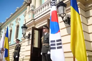 ​Перший в історії візит президента Кореї до України