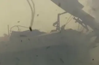 Відео з Маріуполя, зняте під час боїв за місто. Матеріал для слідства