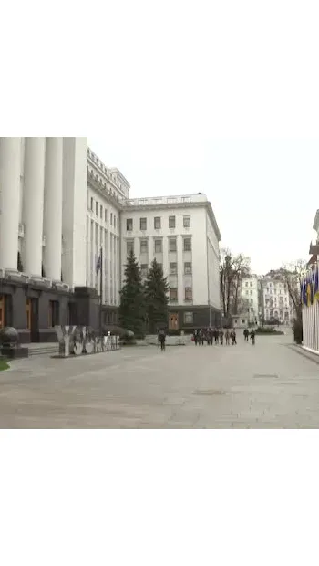 ​Російське вторгнення в Україну : Зеленський зустрівся з головою Європейської ради Шарлем Мішелем, який прибув у Київ