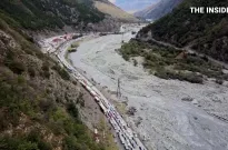 Також на грузино-російському кордоні утворилася черга практично на 20 км довжиною