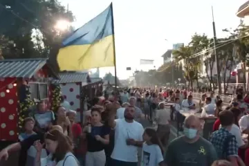 ​Російське вторгнення в Україну : Привіт, маріуполець!