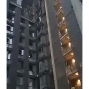 ​росіяни вдарили по багатоповерхівці в Дніпрі